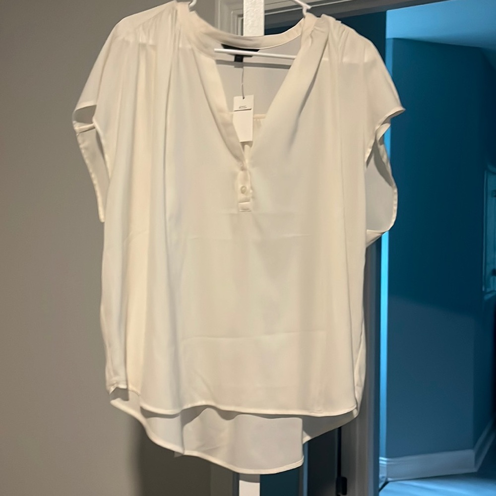 Flowy silky short leave loose fitting shirt